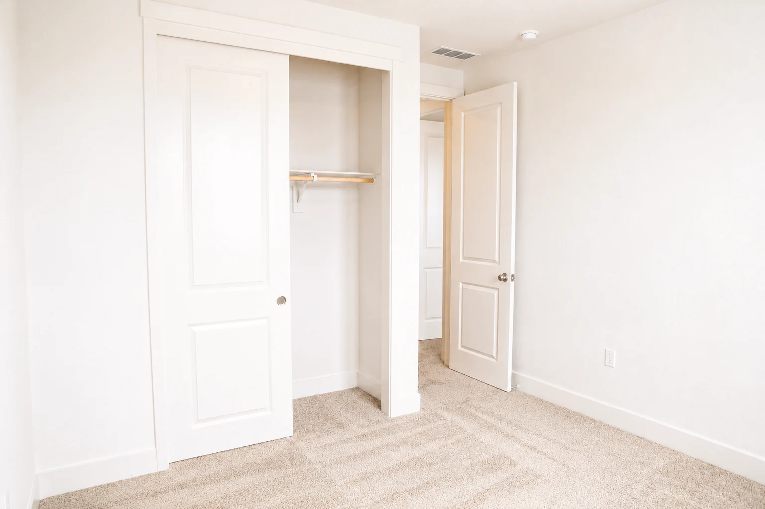 Gallery Photo 19
