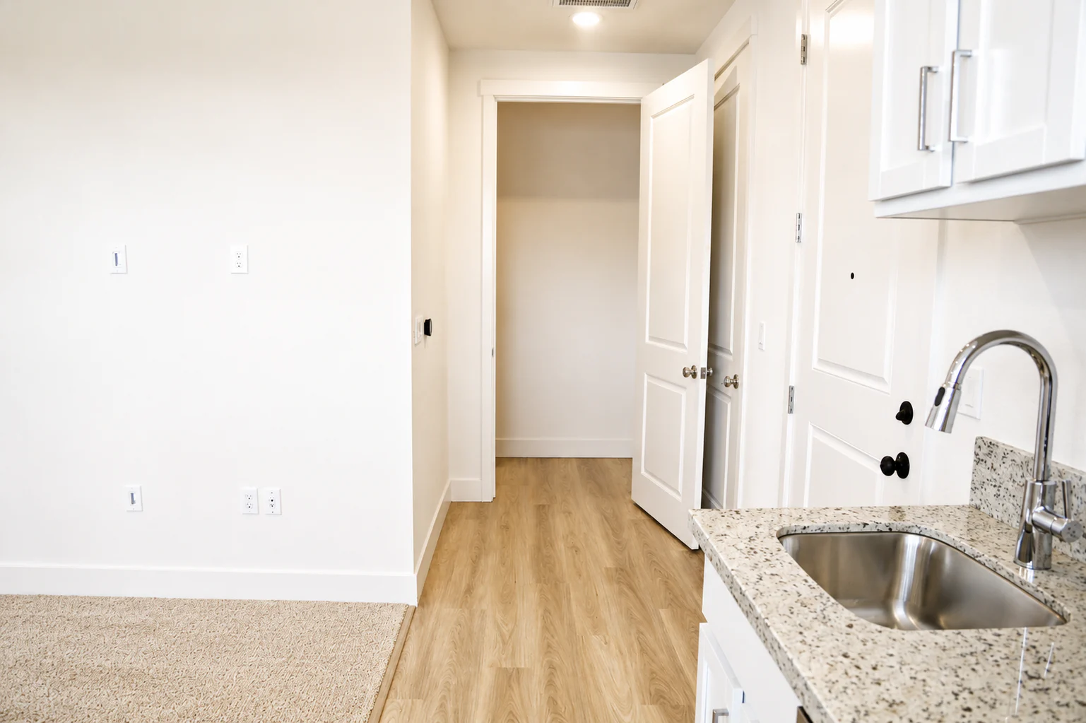 Gallery Photo 23