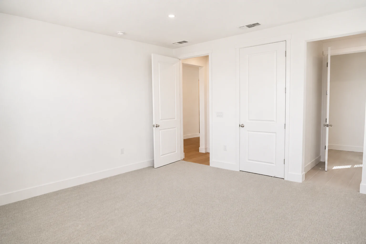 Gallery Photo 27