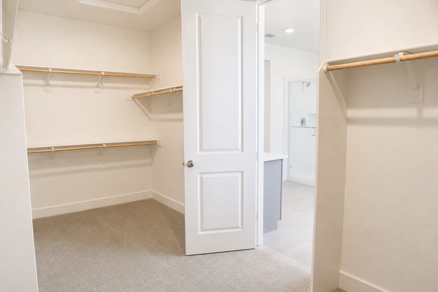 Gallery Photo 17