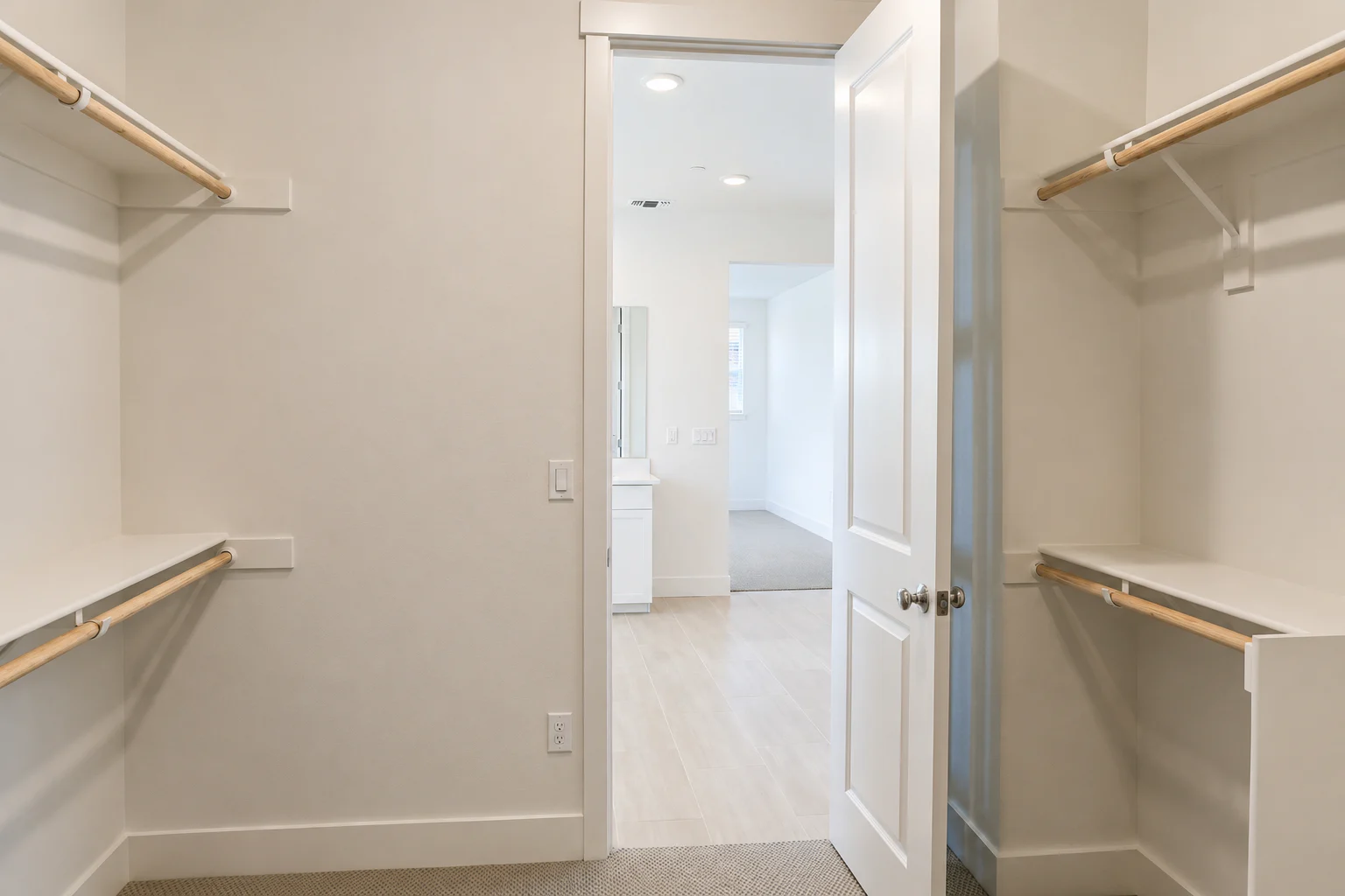 Gallery Photo 16