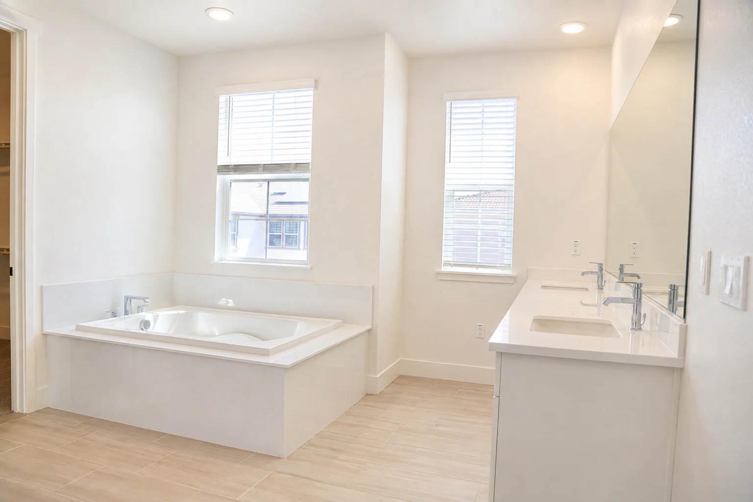 Gallery Photo 15