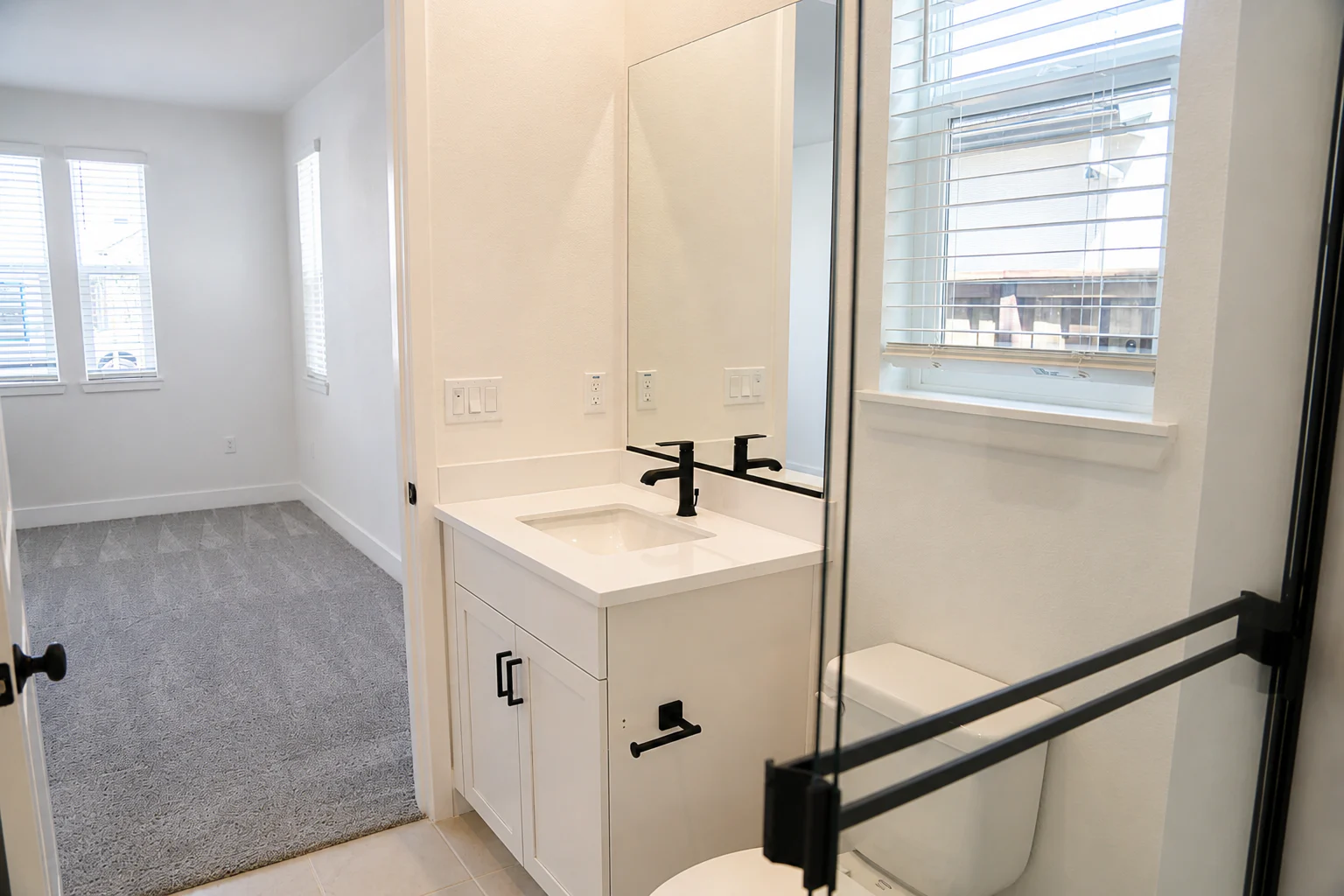 Gallery Photo 13